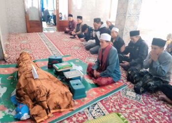 KUA Curugkembar Takziah dan Sampaikan Penghormatan Terakhir kepada Almarhum H. Solahudin, S.Ag., M.H.