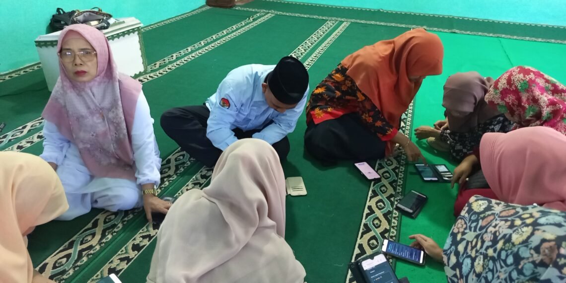 KUA Parakansalak Perkuat Sosialisasi Gerakan Nasional Indonesia Berkiblat di Majelis Taklim Arrahman