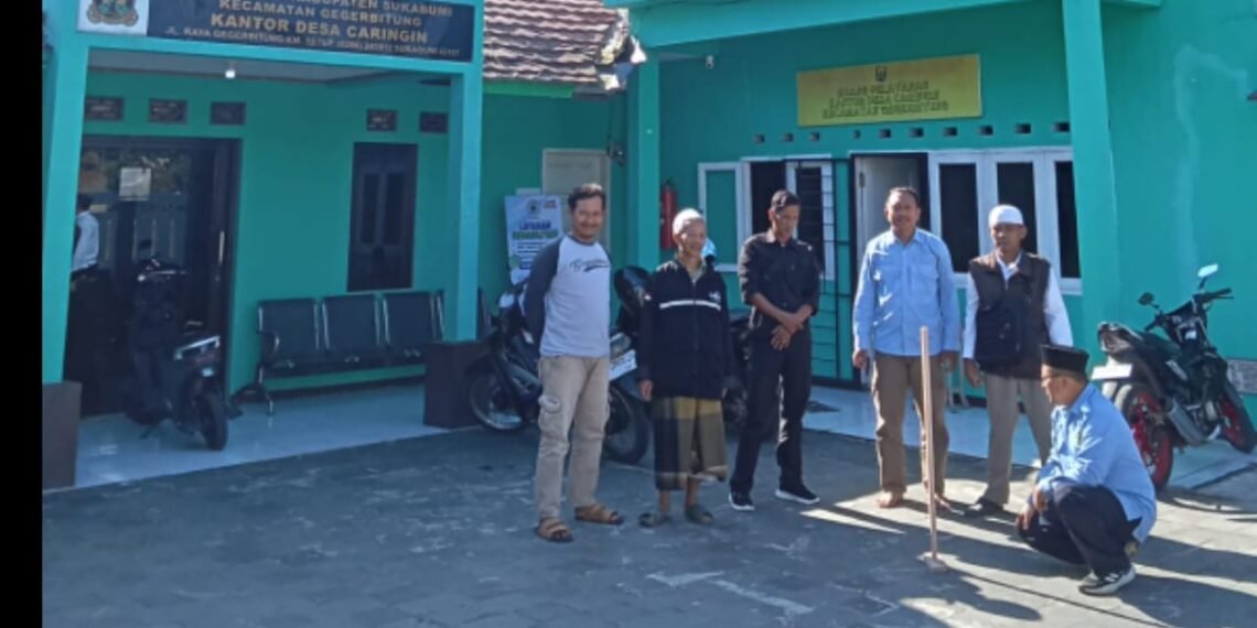 Penyuluh KUA Gegerbitung Gelar Simulasi Gerakan Nasional Indonesia Berkiblat Bersama Aparatur Desa Caringin