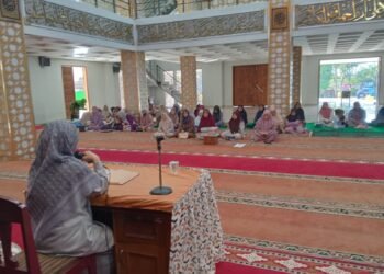 KUA Sukalarang Integrasikan Sosialisasi Gerakan Nasional Indonesia Berkiblat dalam Pengajian Majelis Taklim