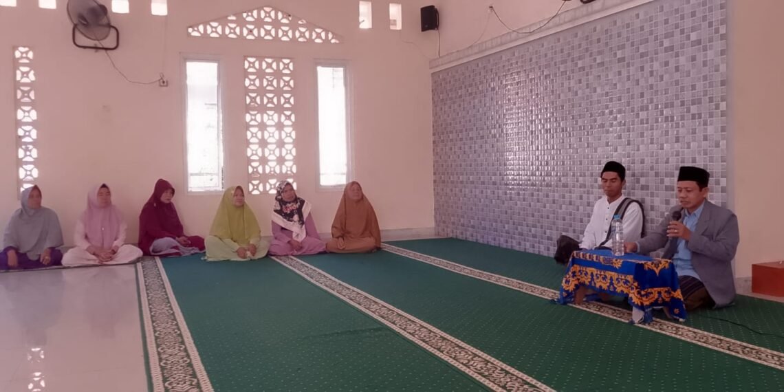 KUA Ciracap Intensifkan Sosialisasi Gerakan Nasional Indonesia Berkiblat di Majelis Taklim Al-Fata
