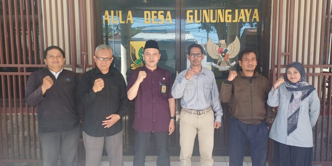 KUA Cisaat Gandeng Pemerintah Desa Gunungjaya Sukseskan Gerakan Nasional Indonesia Berkiblat