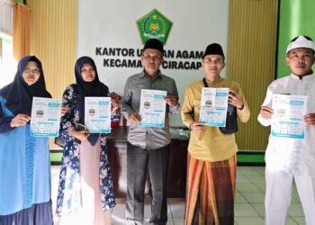 KUA Ciracap Apresiasi Dukungan SMAN 1 Ciracap Sukseskan Gerakan Nasional Indonesia Berkiblat