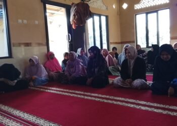 Penyuluh Agama KUA Lengkong Sosialisasikan Gerakan Nasional Indonesia Berkiblat di MT Al Ikhlas