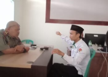 KUA Sukalarang Perkuat Sinergi dengan Pemerintah Desa Cimangkok melalui Sosialisasi Gerakan Nasional Indonesia Berkiblat