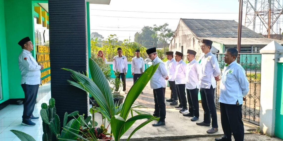 Apel Pagi KUA Nagrak Perkuat Integritas dan Komitmen Pelayanan Prima kepada Masyarakat