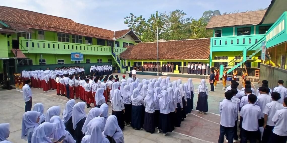 KUA Lengkong Berikan Pembinaan Karakter pada Kegiatan MATAMUDA dan MPLS di Dua Lembaga Pendidikan