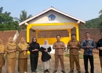 KUA Ciracap Perkuat Gerakan Indonesia Berkiblat melalui Deklarasi Guru SMPN 4 Ciracap