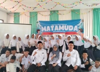 KUA Cikembar Sosialisasikan Indonesia Berkiblat dan BRUS kepada Peserta MATAMUDA MA Al-Khoiriyah