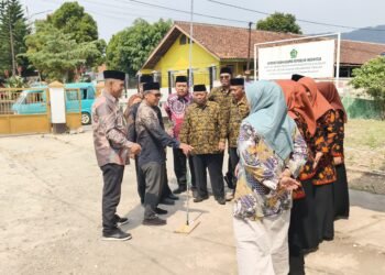 KUA Cibadak Gelar Simulasi Pengukuran Rashdul Kiblat Dukung Gerakan Nasional Indonesia Berkiblat