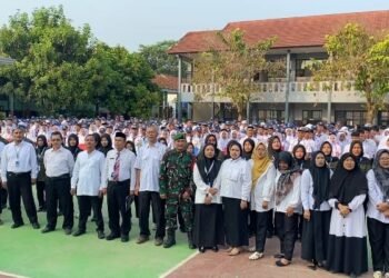 KUA Ciracap Apresiasi Dukungan Guru dan Sekitar 1.000 Siswa SMAN 1 Ciracap Sukseskan Gerakan Nasional Indonesia Berkiblat