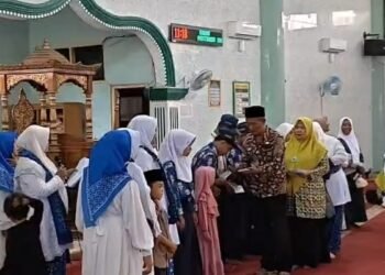 BKMT Ciracap Tebar Kepedulian di Bulan Muharam, KUA Apresiasi dan Sosialisasikan Indonesia Berkiblat
