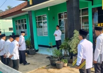 Awali Pekan dengan Disiplin dan Integritas, KUA Nagrak Gelar Apel Pagi
