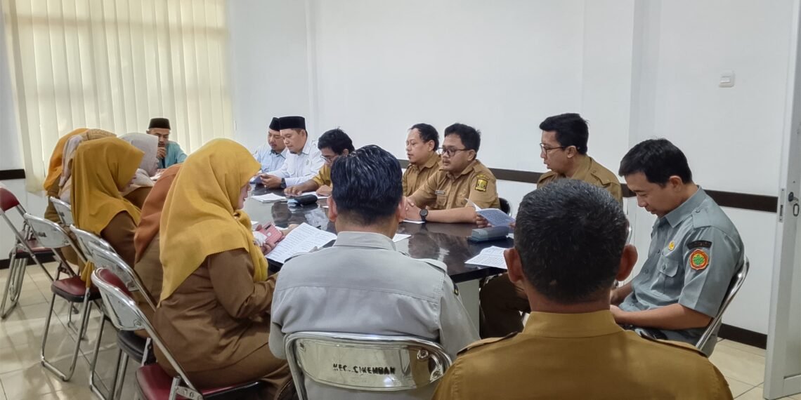 Perkuat Silaturahmi dan Sinergitas, Penyuluh KUA Cikembar Ikuti Pengajian Majelis Taklim Aparatur