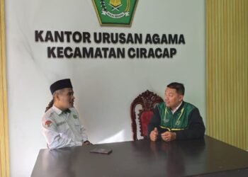 Pengawas PAKIS dan Kepala KUA Ciracap Perkuat Koordinasi Progres Verval IJOP MDTU