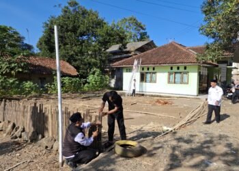 Sambut HUT Ke-81 Kemerdekaan RI, KUA Lengkong Berbenah Ciptakan Lingkungan Kerja yang Asri