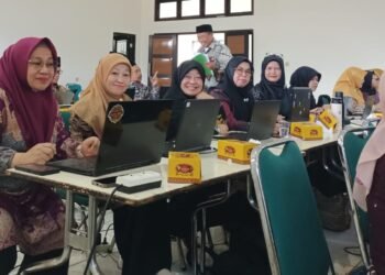 Hj. Eneng Nurhayati: Uji Kompetensi Jadi Momentum Tingkatkan Profesionalisme Penyuluh Agama