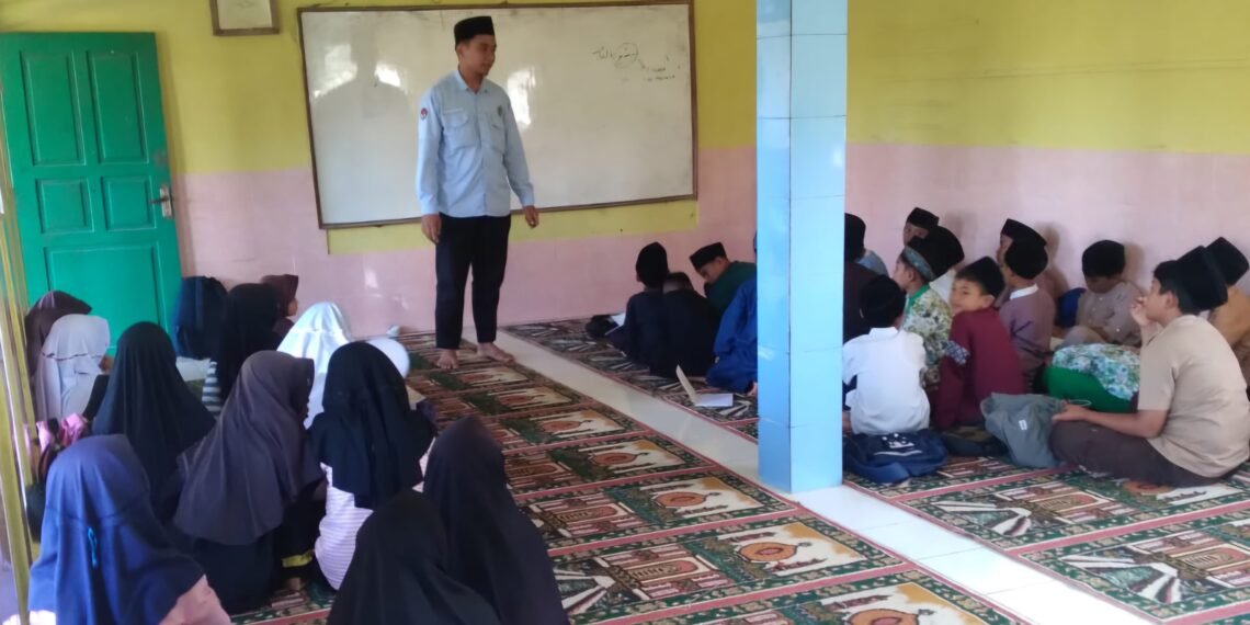 Penyuluh Agama Islam KUA Cibitung Perkuat Literasi Al-Qur’an melalui Program Pendampingan BTQ Rutin