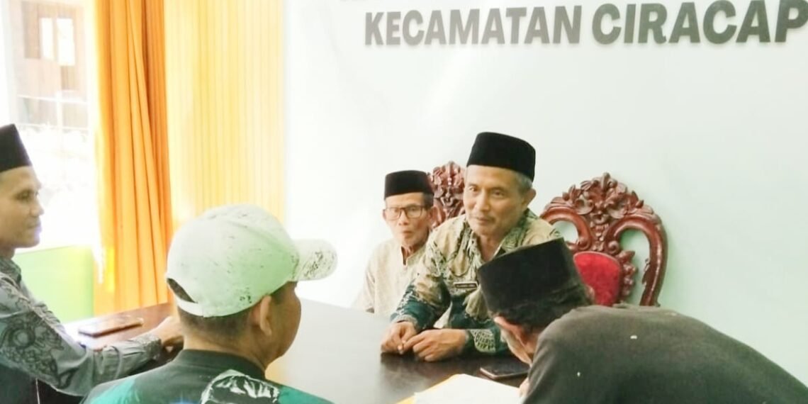 Ikrar Wakaf di KUA Ciracap Perkuat Kepastian Hukum Aset Umat