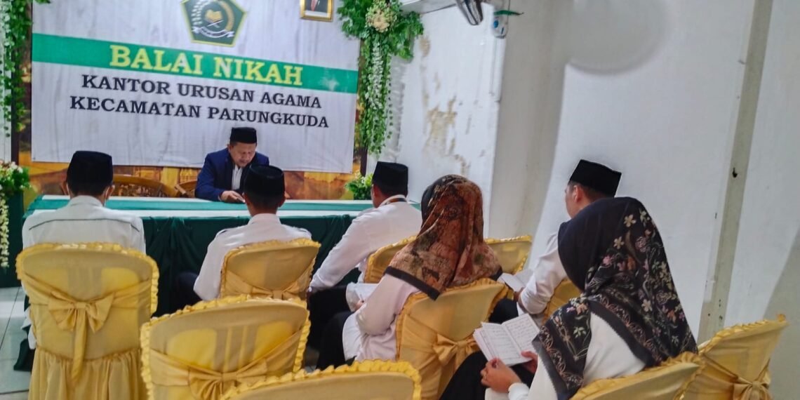 KUA Parungkuda Istiqamah Laksanakan Pembacaan Ratib Al-Athos untuk Perkuat Spiritualitas Pegawai