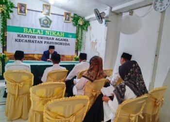 KUA Parungkuda Istiqamah Laksanakan Pembacaan Ratib Al-Athos untuk Perkuat Spiritualitas Pegawai
