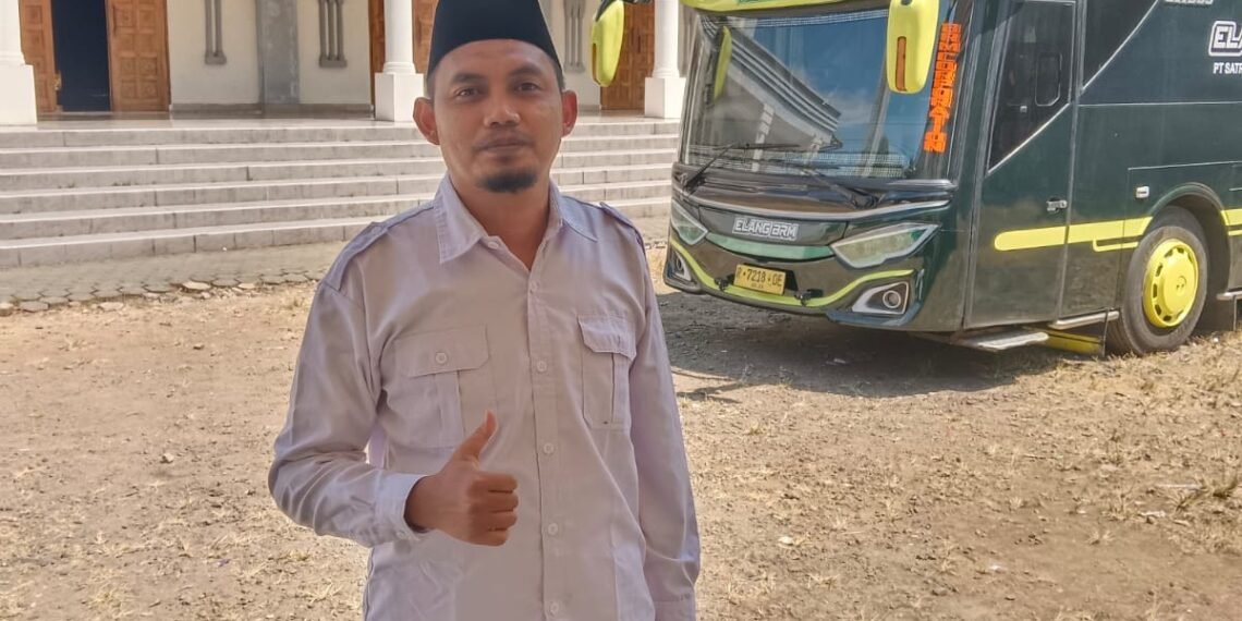 Penyuluh Agama Islam KUA Sukalarang Awali Tugas sebagai Imam Masjid Al-Jabbar Cimangkok