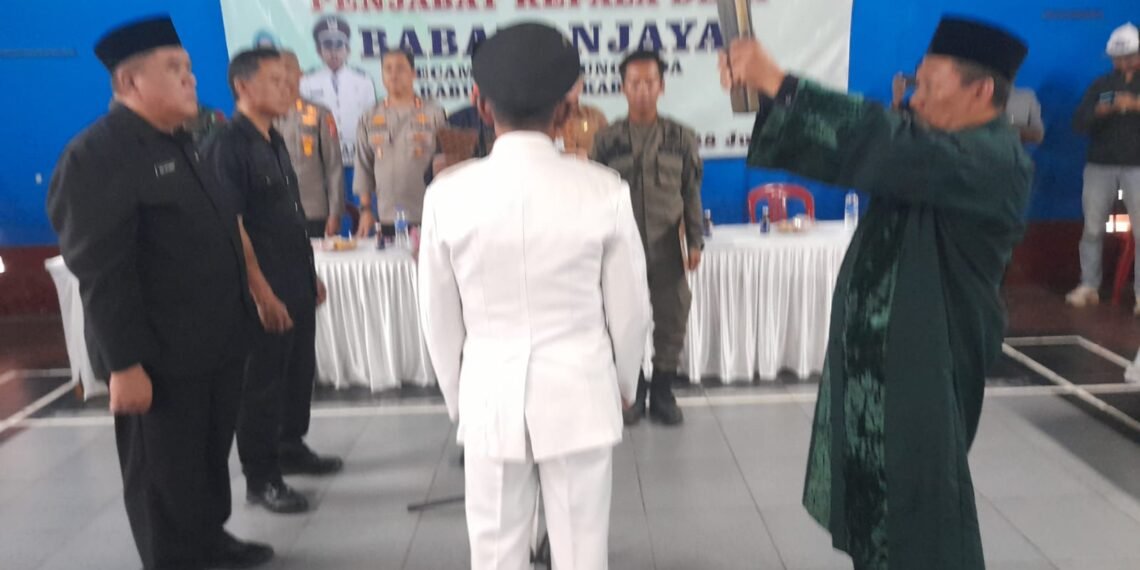 KUA Parungkuda Perkuat Sinergi dengan Pemerintah melalui Peran Rohaniawan pada Pelantikan Penjabat Kepala Desa Babakanjaya