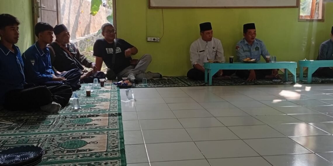 Penyuluh Agama KUA Cikakak Hadiri Pengajian Aparatur, Perkuat Nilai Kepemimpinan dan Tanggung Jawab