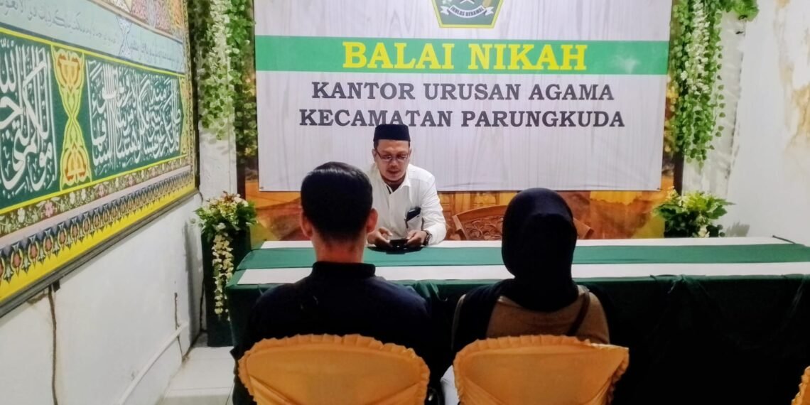 KUA Parungkuda Selenggarakan Bimbingan Perkawinan untuk Membentuk Mentalitas Berkeluarga yang Sehat