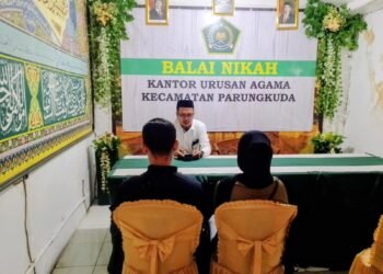 KUA Parungkuda Selenggarakan Bimbingan Perkawinan untuk Membentuk Mentalitas Berkeluarga yang Sehat