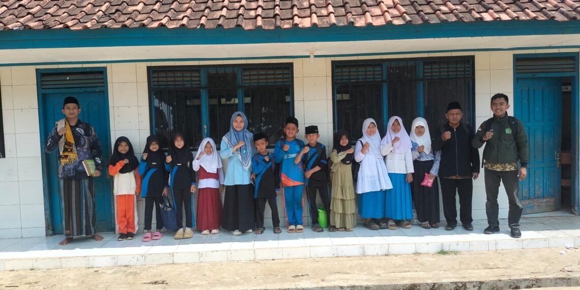 Penyuluh KUA Ciracap Hadir Menyapa MDTU di Desa Mekarsari