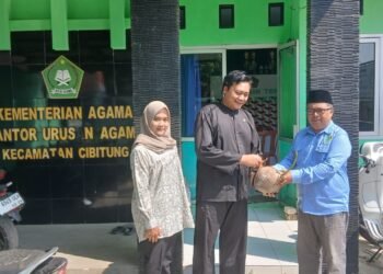 KUA Cibitung Gelar Bimbingan Perkawinan Mandiri, Calon Pengantin Ikuti Wakaf Pohon