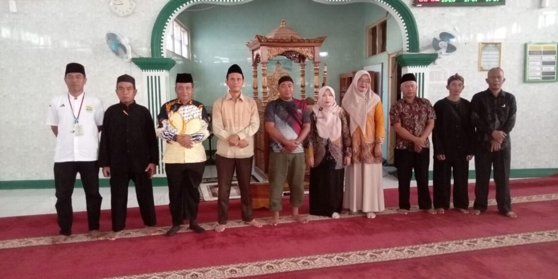 Penyuluh KUA Ciracap Sampaikan Materi “Ibadah Lahir Batin” pada Pengajian Majelis Ta’lim Aparatur