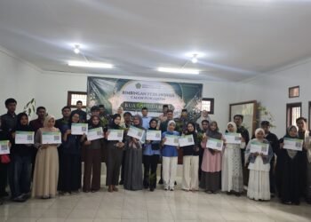 KUA Kadudampit Bekali Calon Pengantin melalui Bimbingan Perkawinan dan Aksi Peduli Lingkungan