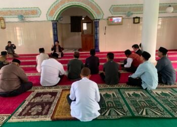 Penyuluh KUA Cidahu Sampaikan Materi Fikih Munakahat pada Pengajian Majelis Taklim Aparatur