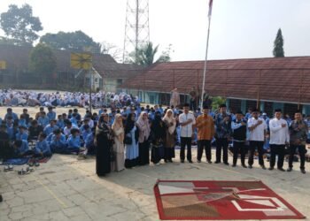 KUA Purabaya Hadiri Pembukaan Program Guru Ngaji Masuk Sekolah di SMP Negeri 1 Purabaya
