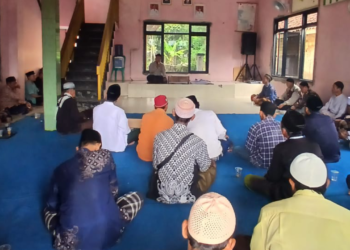 Melalui Pengajian Syahriyahan, Penyuluh Agama KUA Ciemas Edukasi Masyarakat tentang Gerakan Indonesia Berkiblat