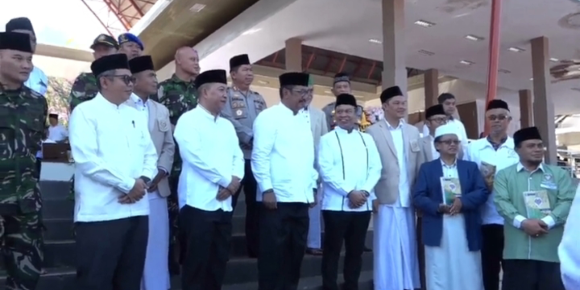 Staf Ahli Menteri Agama Apresiasi Semangat Qur’ani Masyarakat Sukabumi pada Khatam Akbar