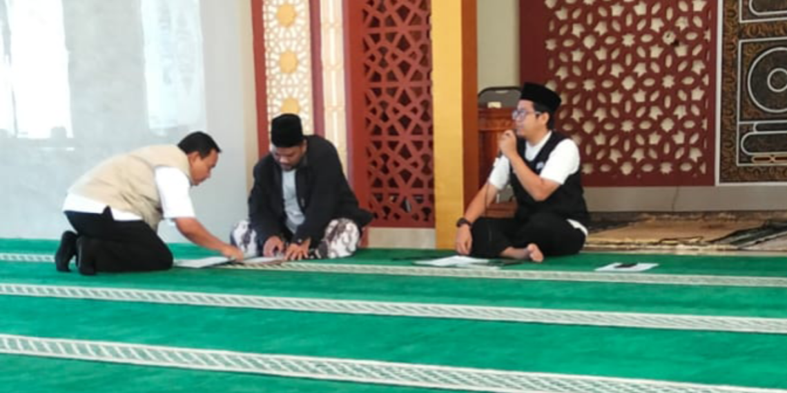 KUA Surade Sosialisasikan Gerakan Nasional Indonesia Berkiblat kepada Aparatur Pendidikan dan Instansi Kecamatan
