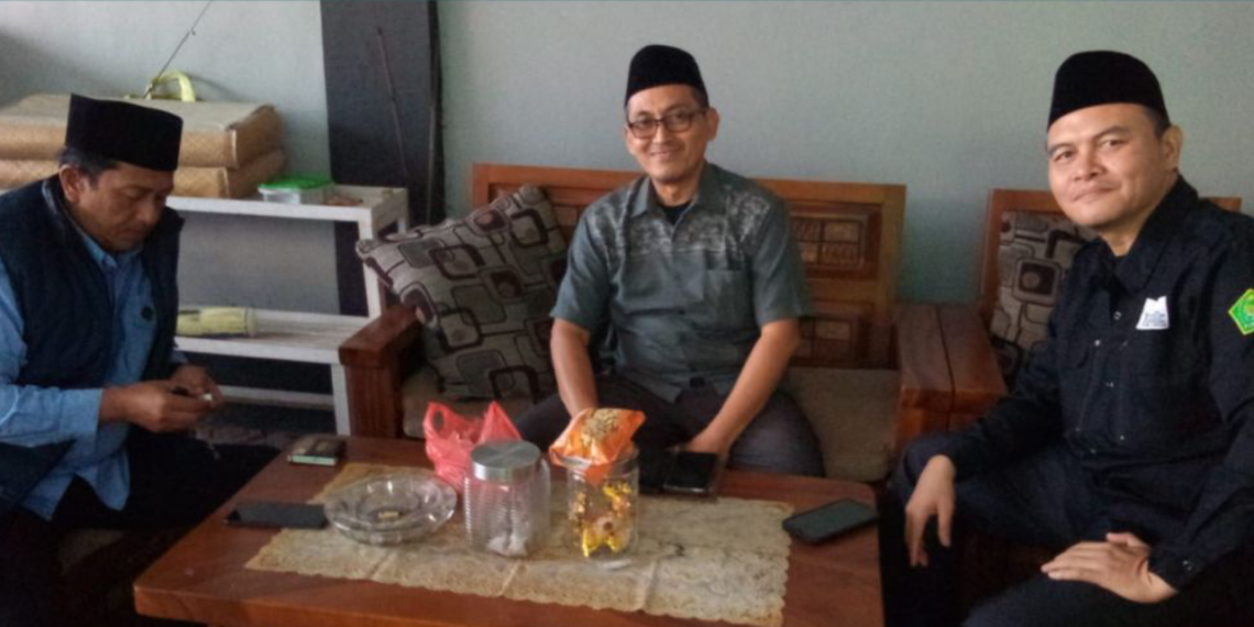 KUA Cisaat Perkuat Sinergi dengan PCNU Kabupaten Sukabumi Sukseskan Gerakan Nasional Indonesia Berkiblat