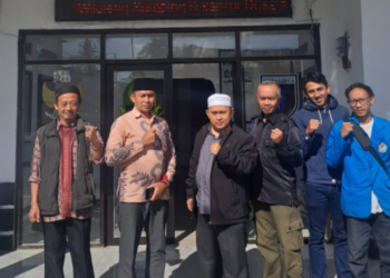 KUA Cisaat Perkuat Kolaborasi dengan Pemerintah Desa Kutasirna untuk Sukseskan Gerakan Nasional Indonesia Berkiblat