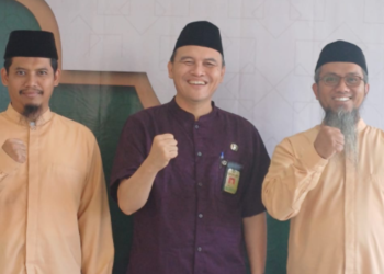 KUA Cisaat Sosialisasikan Gerakan Nasional Indonesia Berkiblat di Pondok Pesantren Al-Ma’tuq