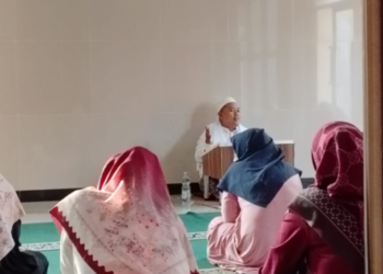 Penyuluh Agama Islam KUA Cisaat Sosialisasikan Indonesia Berkiblat pada Majelis Taklim Annurdin
