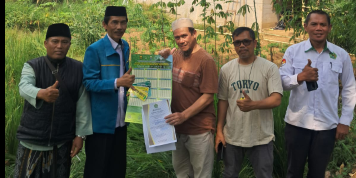 Tim Kemenag Kabupaten Sukabumi dan DHR Laksanakan Kalibrasi Arah Kiblat Masjid Baru di Caringin