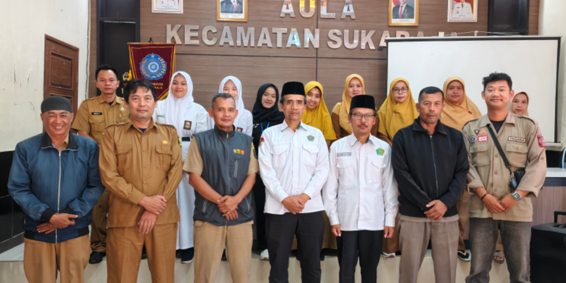 Penyuluh KUA Sukaraja Sampaikan Materi pada Pengajian Majelis Taklim Aparatur Kecamatan Sukaraja