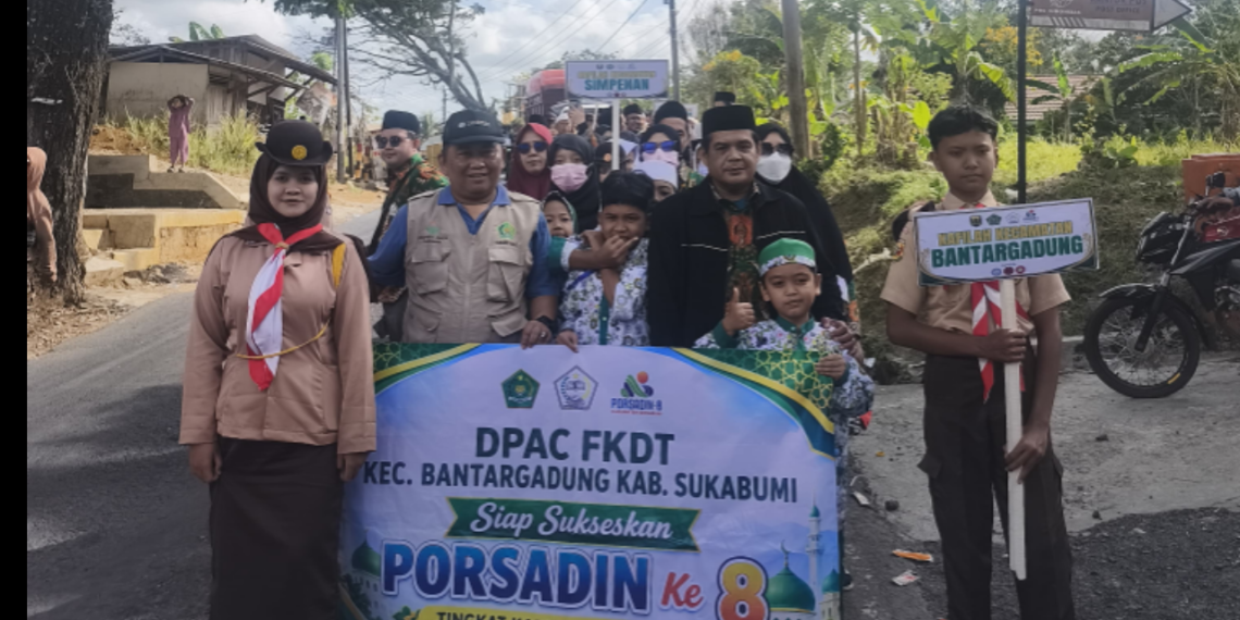 KUA Bantargadung Dampingi Kafilah Ikuti Pawai Ta’aruf PORSADIN VIII Tingkat Kabupaten Sukabumi