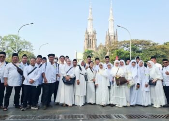 Rombongan Bus 1 Kemenag Kabupaten Sukabumi Tiba di Monas, Siap Ikuti Zikir dan Doa Kebangsaan