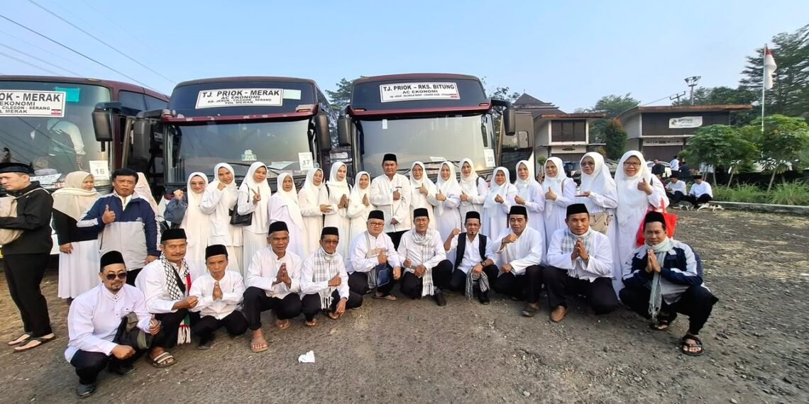 MIN 2 Sukabumi Ikuti Zikir dan Doa Kebangsaan di Monas, Teguhkan Spiritualitas dan Cinta Tanah Air