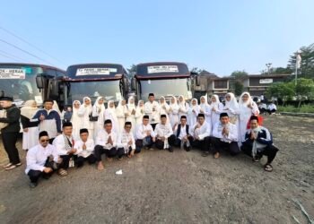 MIN 2 Sukabumi Ikuti Zikir dan Doa Kebangsaan di Monas, Teguhkan Spiritualitas dan Cinta Tanah Air