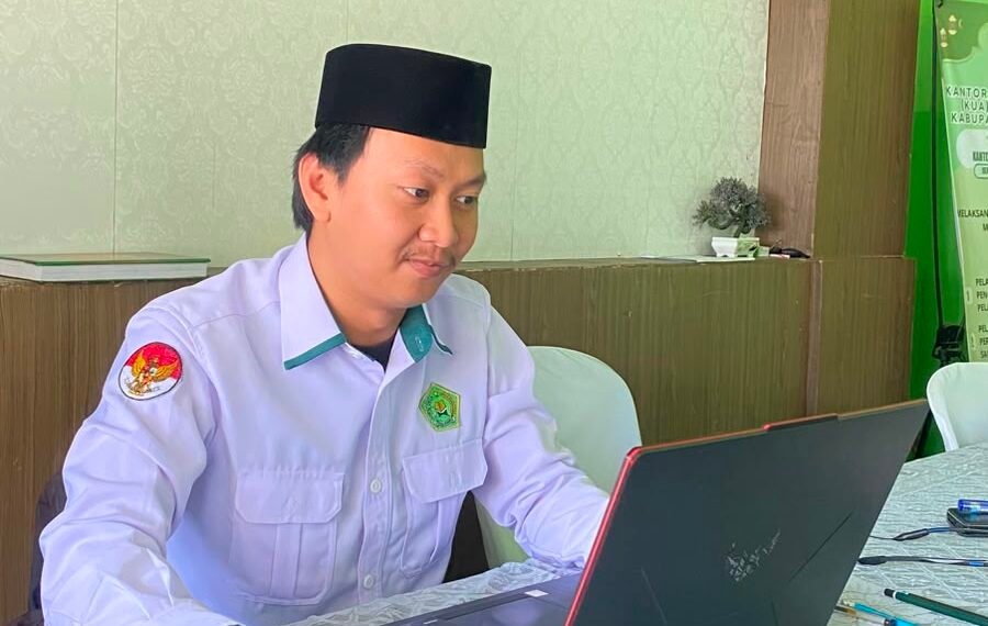 Tertib Administrasi, Penyuluh Agama Cicantayan Konsisten Laporkan Kinerja Harian Lewat SI-EPA